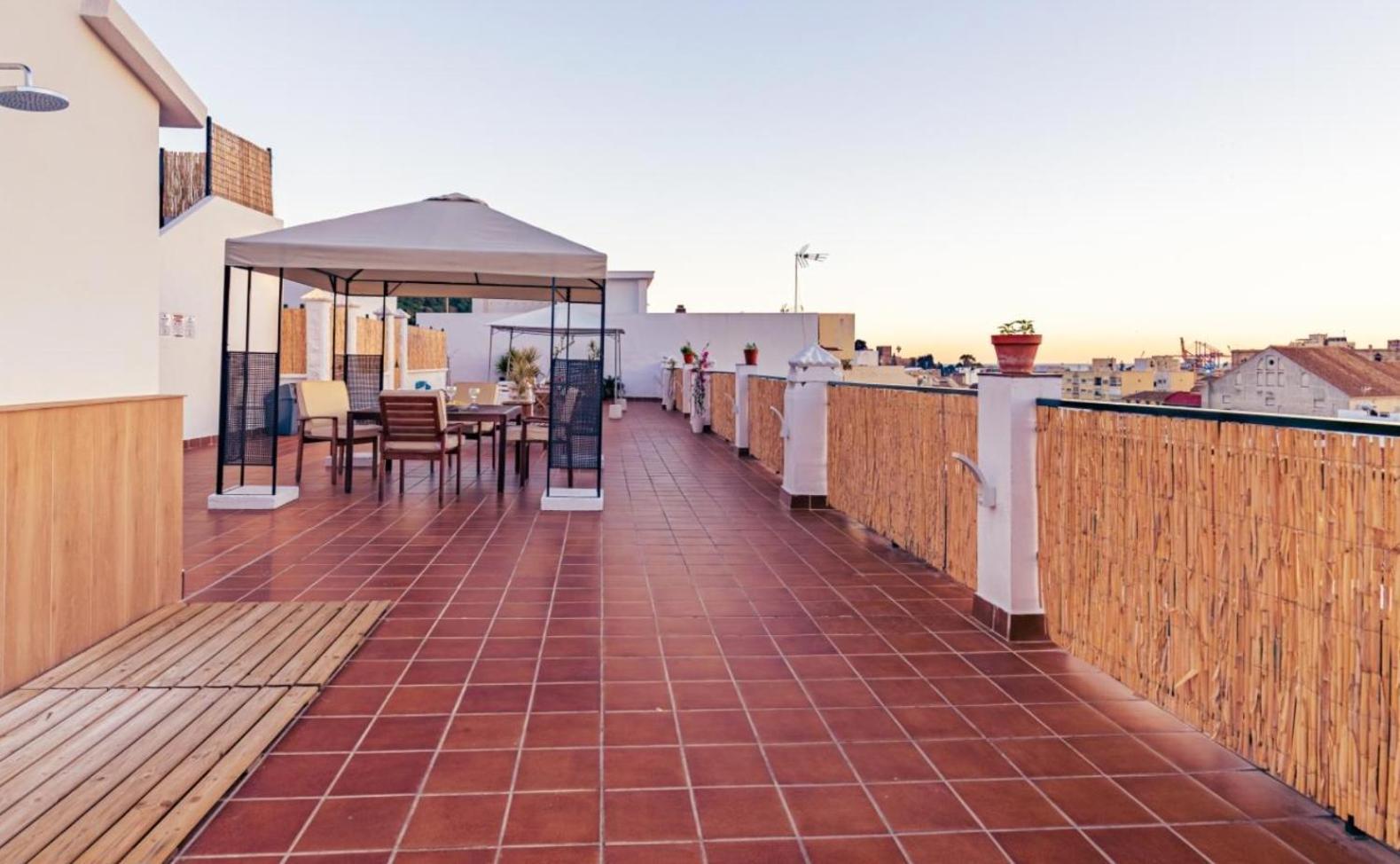 Apartamento Centrico La Merced - Free Parking & Free Gym Màlaga Exteriér fotografie