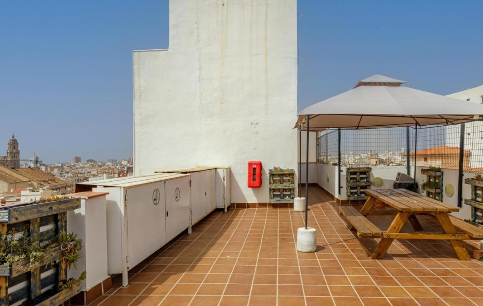 Apartamento Centrico La Merced - Free Parking & Free Gym Màlaga Exteriér fotografie